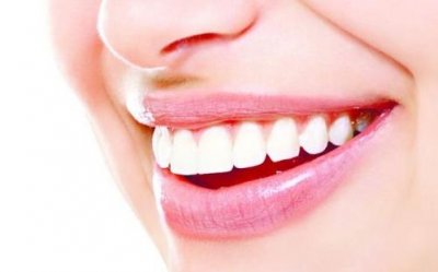 ​美白牙齿有妙招 这些方法助你牙齿白白