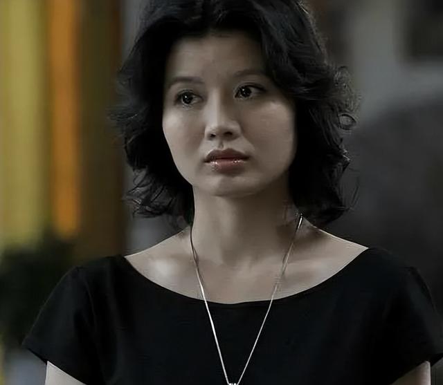 程愫个人资料及身高(程愫:花21年捧红丈夫却被抛弃)(25)