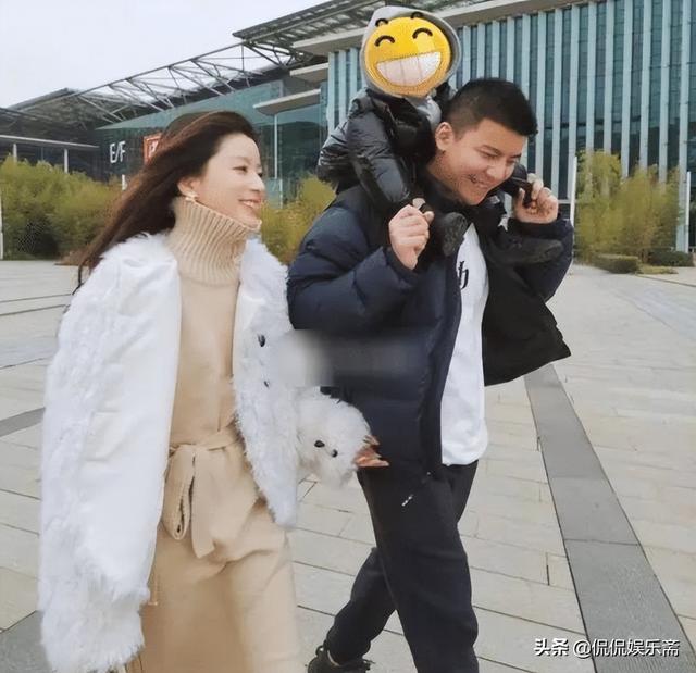 石坚吉克隽逸个人资料(用6年捧红吉克隽逸)(2)