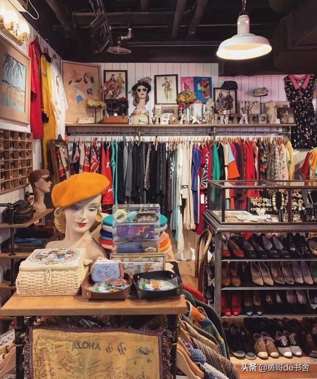 杨幂共有几套豪宅(月薪百万住京城大别墅)(17)