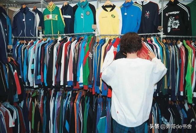 杨幂共有几套豪宅(月薪百万住京城大别墅)(23)