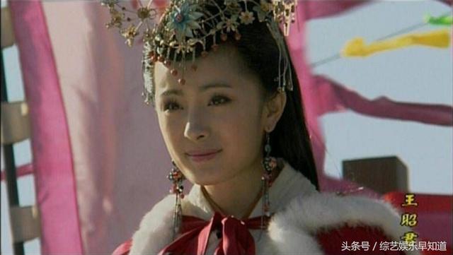 杨幂和范冰冰合作不紧张(杨幂12年前取代范冰冰出演王昭君)(12)