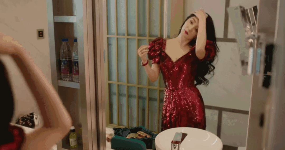 刘恺威与李晓峰现身机场(刘恺威与女友李晓峰官宣后首秀恩爱)(9)