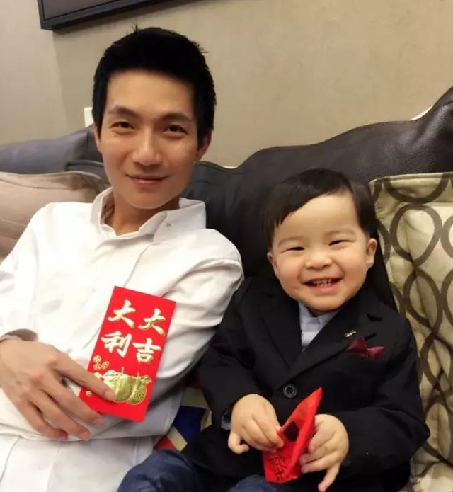 魏晨十年心路历程（33岁魏晨求婚圈外女友成功）(27)