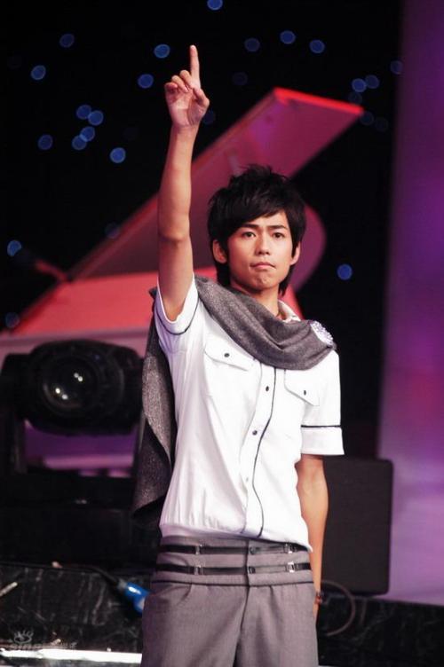 魏晨十年心路历程（33岁魏晨求婚圈外女友成功）(12)