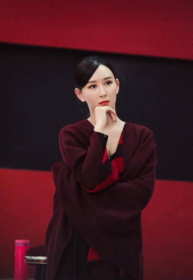 周迅和她的13个绯闻男友(18岁艳压周迅29岁嫁皇室成)(10)