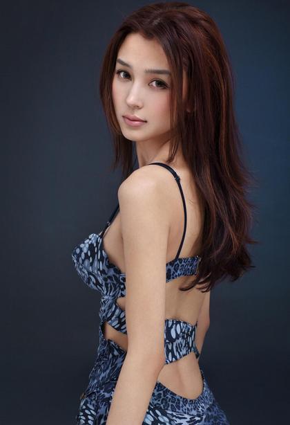 纵观王思聪前女友们现状(盘点王思聪那些年的网红女友们)(2)