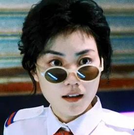 经典重温王菲对梁朝伟一见钟情(王菲在电影里更女神)(1)