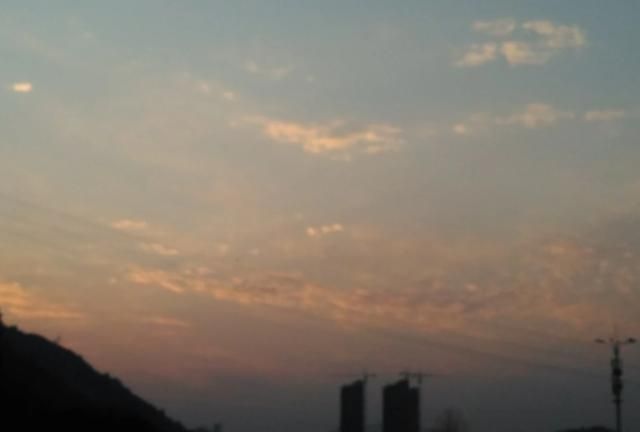 冰雹是怎么形成的，冰雹是怎么形成的，为什么像海南地区这样的气候也会下冰雹？图3