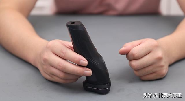 怎么用手动刮胡刀正确刮胡子(刮胡刀钝了不用愁)(13)