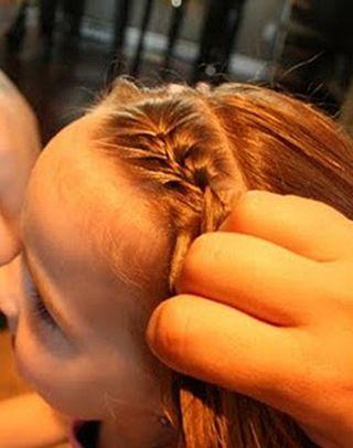 儿童编发随手一扎都这么好看(2款俏皮可爱的儿童编发扎发图解)(10)