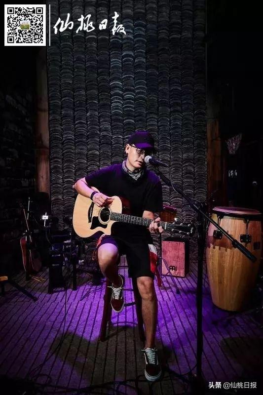 仙桃万人迷音乐会所里有什么(咱仙桃也有一群玩音乐的人)(2)