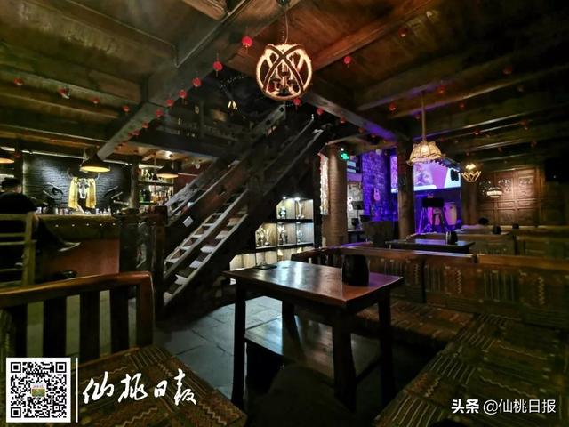 仙桃万人迷音乐会所里有什么(咱仙桃也有一群玩音乐的人)(6)