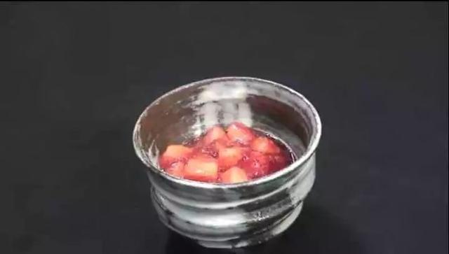 米其林三星龙吟料理(一颗800的龙吟草莓)(4)