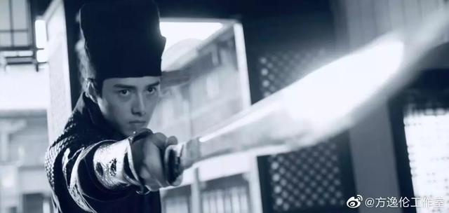 方逸伦主演过哪些古装剧(明月照我心竹马钢琴师双剧霸屏)(44)