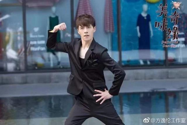 方逸伦主演过哪些古装剧(明月照我心竹马钢琴师双剧霸屏)(38)