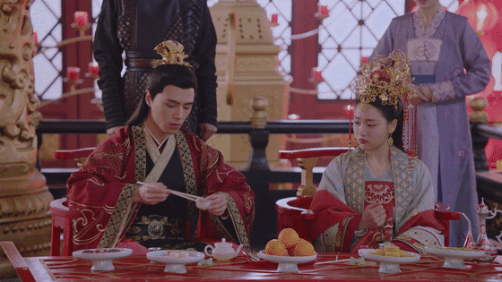 方逸伦主演过哪些古装剧(明月照我心竹马钢琴师双剧霸屏)(14)