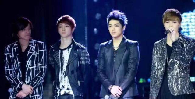 方逸伦主演过哪些古装剧(明月照我心竹马钢琴师双剧霸屏)(29)