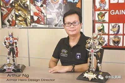 铠甲勇士爸爸(铠甲勇士之父用梦想为自己)(2)