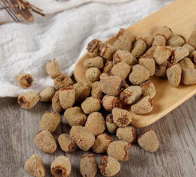 覆盆子什么时候采摘,二三百块钱一公斤的覆盆子是一种什么野果?有哪些营养价值?图5