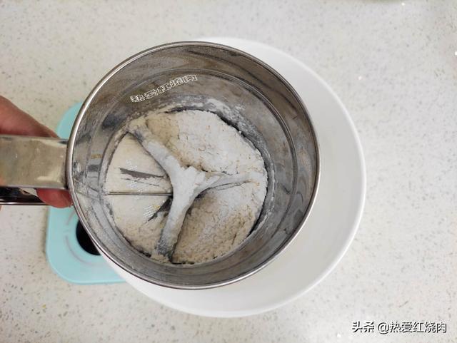 最简单的蛋糕配方和制作方法 这个配方值得收藏(7)