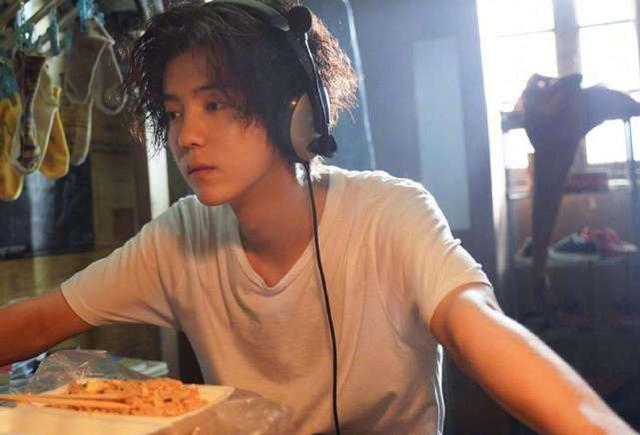 穿越火线新人物鹿晗(穿越火线已经结局)(1)