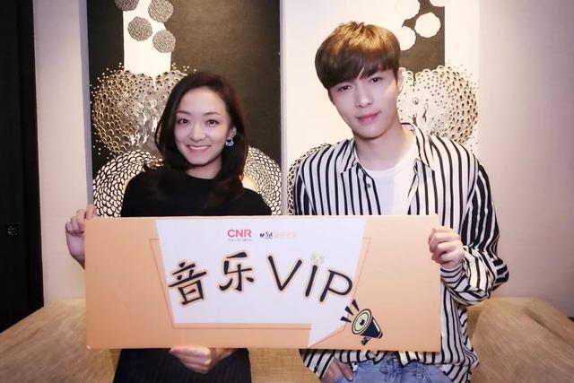 专辑张艺兴梦不落雨林(LAY张艺兴梦不落雨林)(4)