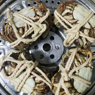 手把手教你清蒸大闸蟹的正确做法(在家不知道吃什么)(2)