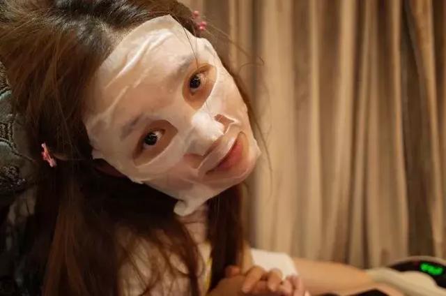 去黄抗皱美白面膜评测(吹嘘美白抗皱的面膜真有用吗)(7)