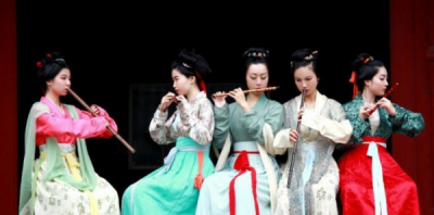 ​汉族的由来和发展,汉族名称的由来是因为汉朝吗