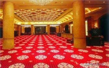 怎么挑选地面装饰材料(四种常用地面装饰材料及其施工要点)(7)