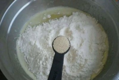 ​没有酵母粉怎么发面，没有酵母粉在冰箱里面怎么发面？