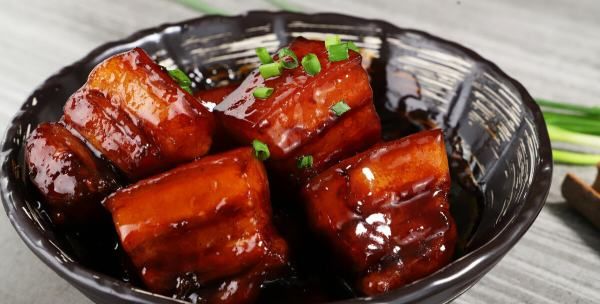 红烧肉一般买哪个部位,做红烧肉用哪个部位的肉比较好图3