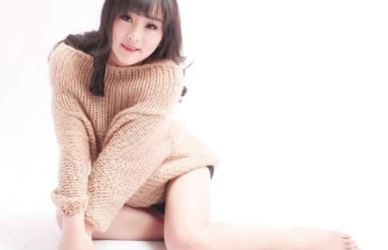 雨声在滴答我已哭到沙哑是什么歌曲 歌曲思念成沙演唱者及歌词介绍