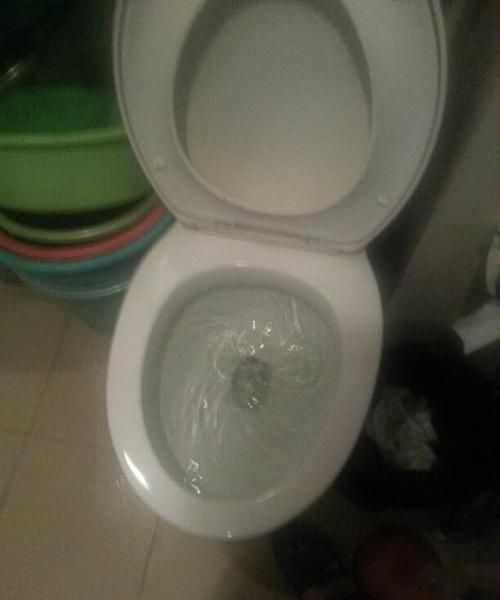 为什么小便马桶还堵
