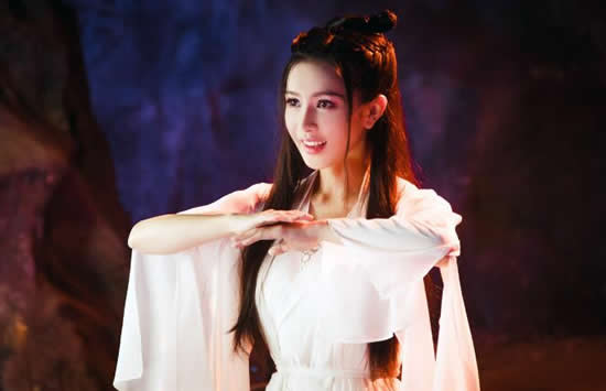 潘霜霜个人资料简介及最新性感写真照片介绍