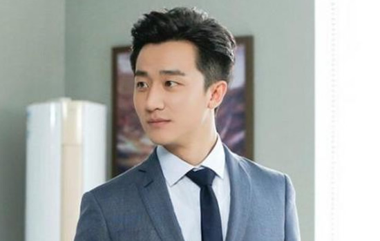 黄轩资料个人资料简介:黄轩家结婚了么