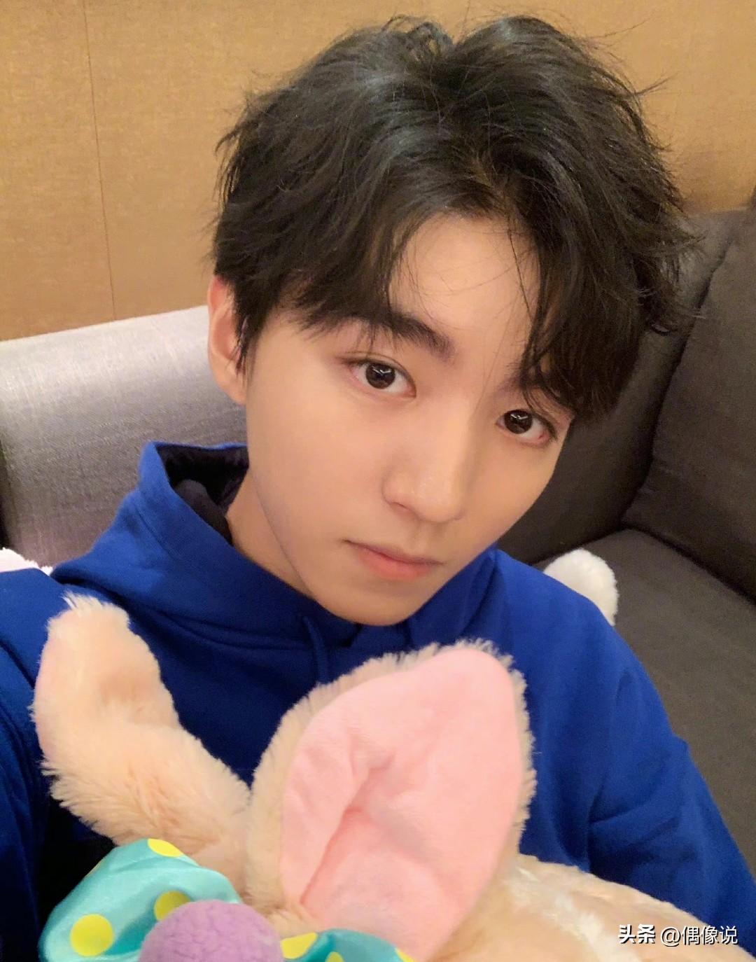 王俊凯方面发声回应与网传女艺人关系,半年来经历三次谣言好频繁