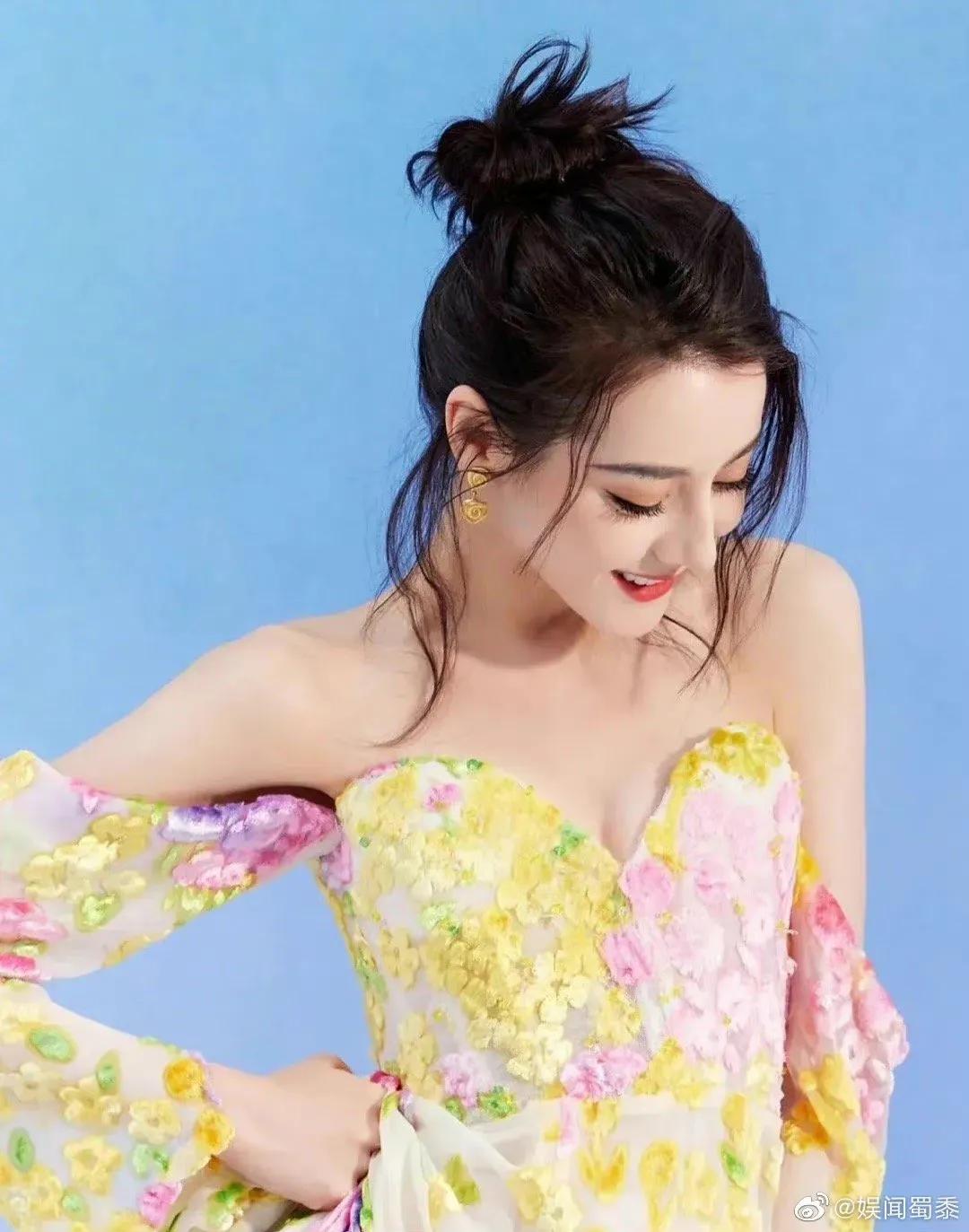 迪丽热巴最新消息 迪丽热巴公司发声明回应怀孕传闻!她的最新美照曝光!这就是证明