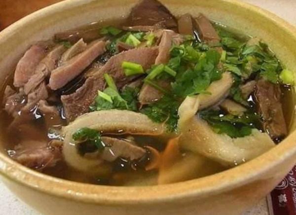 牛肚是牛的哪个部位用来干嘛的(牛肚是牛的什么部位)