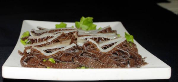 牛肚是牛的哪个部位用来干嘛的(牛肚是牛的什么部位)