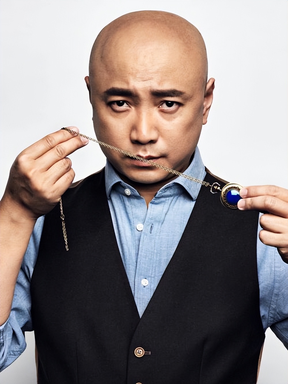 突发！徐峥被多人实名举报，具体细节曝光，王宝强、杨迪恐被牵连