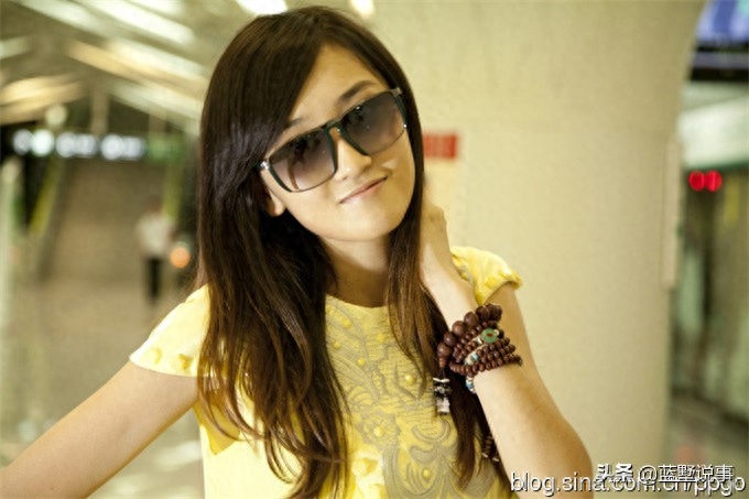 《乡村爱情》小李老师唐艺兮的戏里戏外,一个率真美丽的女孩