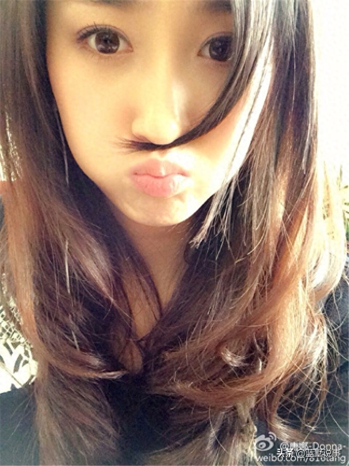 《乡村爱情》小李老师唐艺兮的戏里戏外,一个率真美丽的女孩