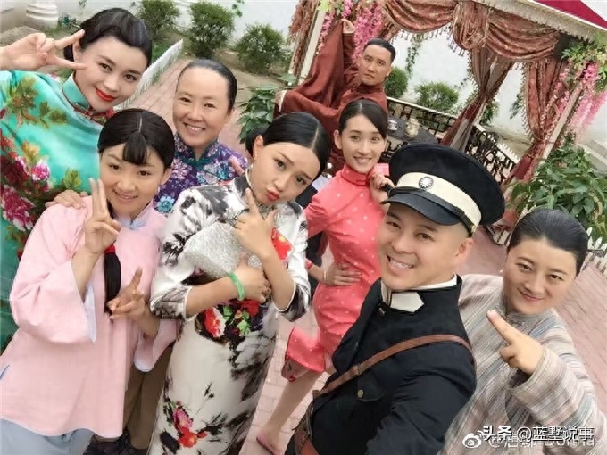 《乡村爱情》小李老师唐艺兮的戏里戏外,一个率真美丽的女孩