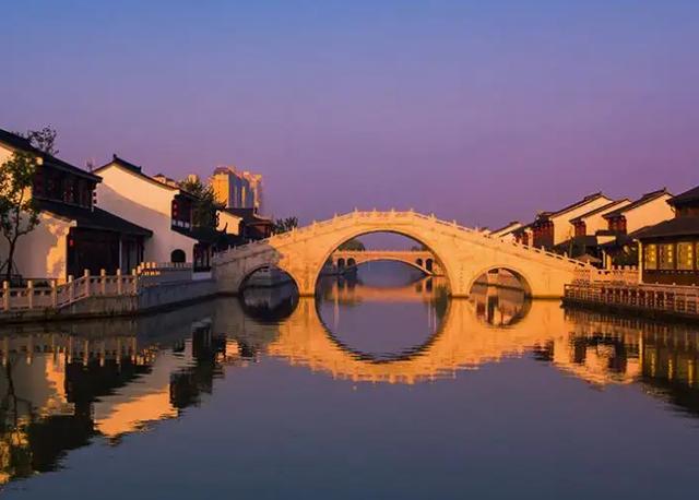 江苏苏州这5种经典美味小吃(苏州最美味的5道地方菜)(1)