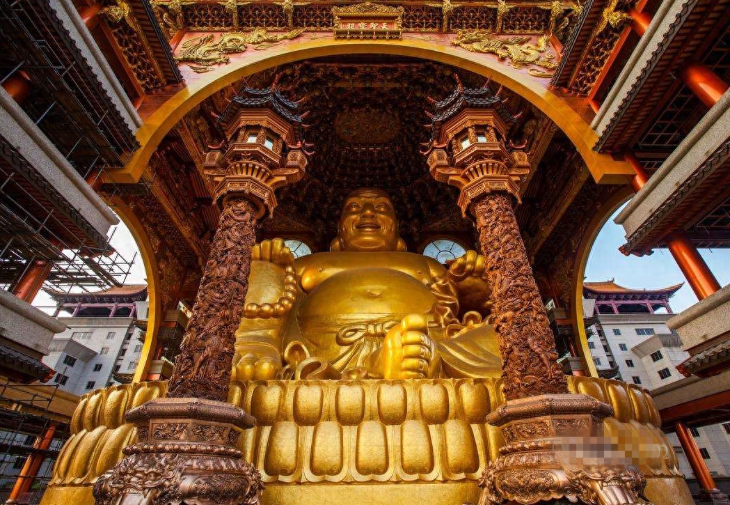 广西玉林云天宫:我国最大的单体艺术宫殿,到底是谁建的?