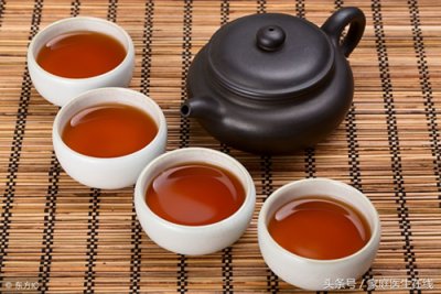 ​过夜茶能喝吗 喝下去对身体有害？医生说出这个数