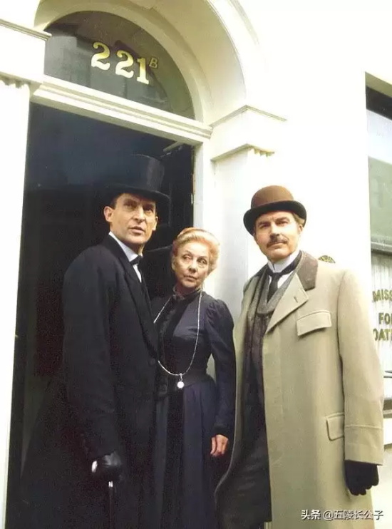 好看的悬疑推理系列剧有哪些(世界十大悬疑推理系列剧推荐)