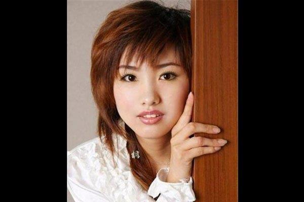 柳菁菁《菁》人体图片是怎么回事 有着很多的特写